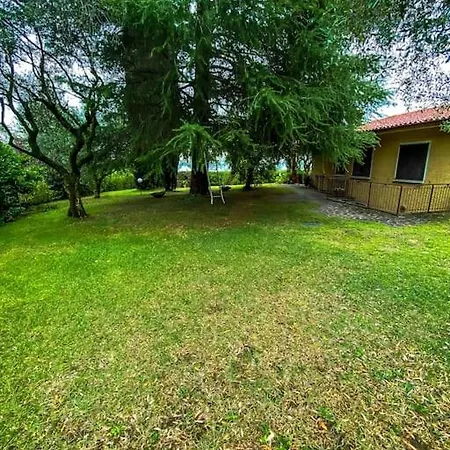 Con Vista E Piscina Moniga del Garda