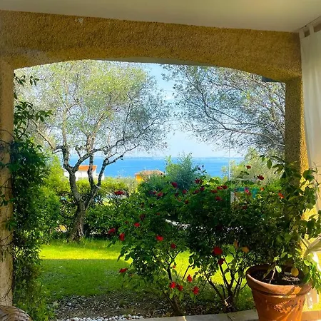 Con Vista E Piscina Villa *
